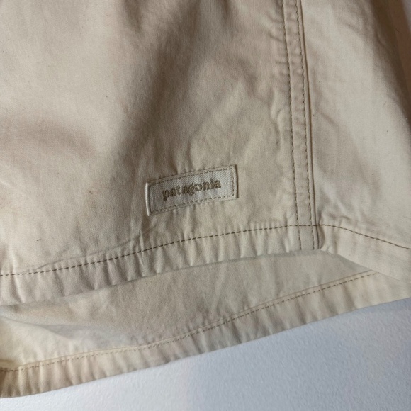New With Tags Patagonia Shorts Yellow Undyed Natural Funhoggers - Picture 2 of 6